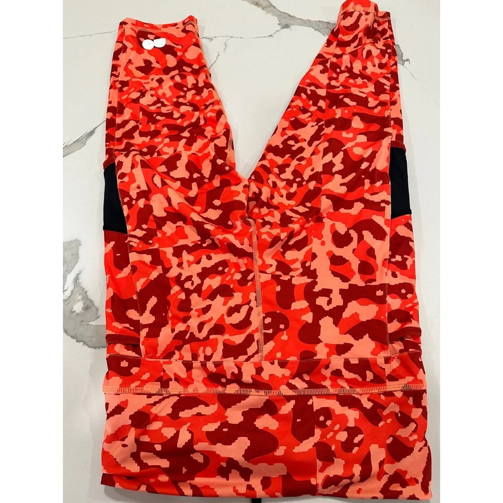 Nike Icon Clash Dri-FIT Womens Red Orange Camo‎ Crop Leggings Zip Front Medium